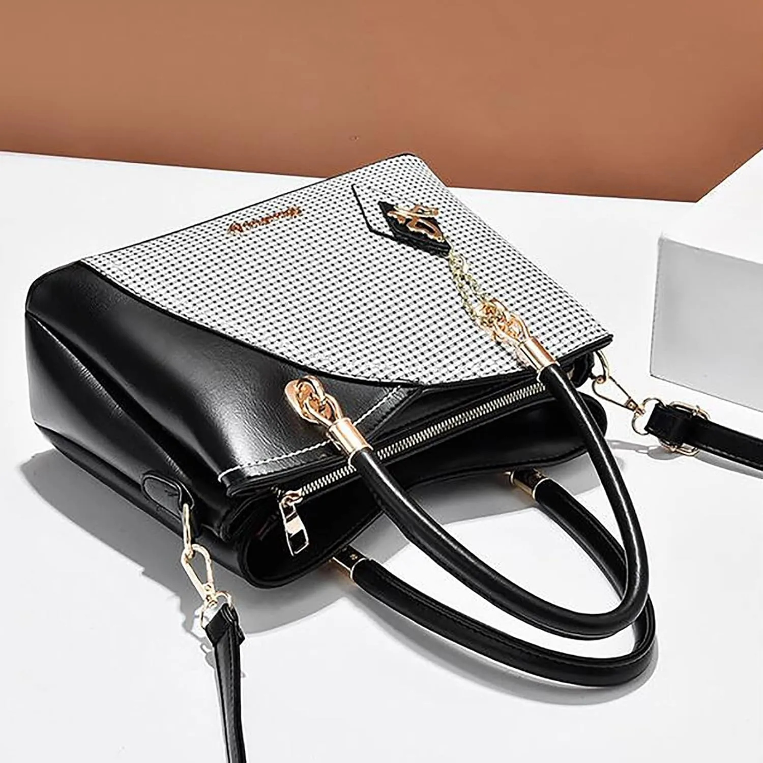Women Handbag Large Capacity Plaid Contrast Color Middle One Shoulder Messenger Bag Bag Charms for Bags